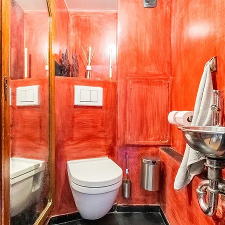 Modern Loft 2-8 People, Apartamento