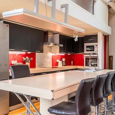 Apartamento Modern Loft 2-8 People,