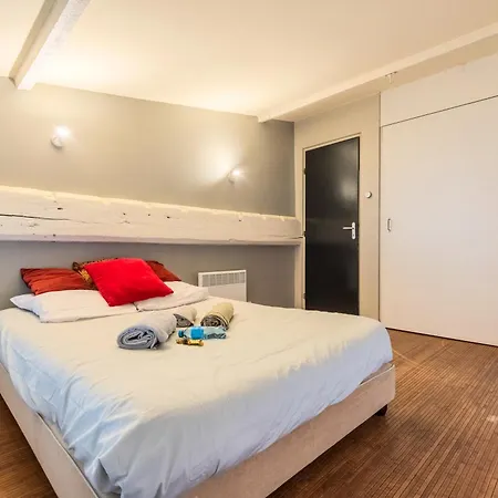 Apartamento Modern Loft 2-8 People, Lila